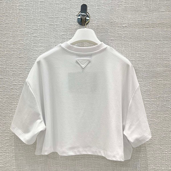 プラダ 刺繍入り インターロック クロップドTシャツ 偽物 ショート 3560AR 103H人気